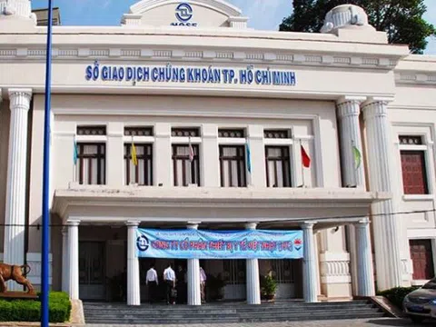 Theo chân ACB, nhiều ngân hàng lên kế hoạch chuẩn bị niêm yết và chuyển sang sàn HOSE trong năm nay